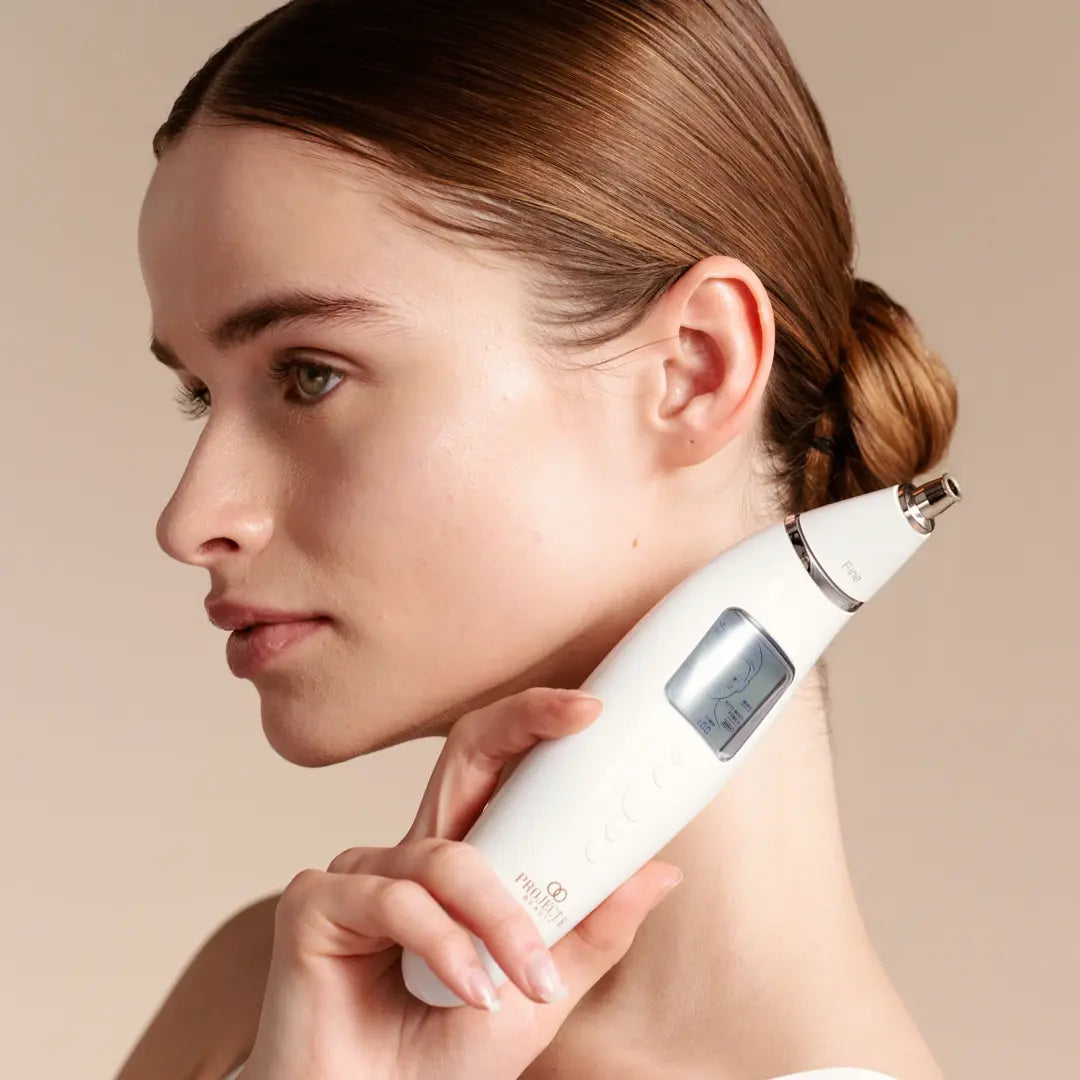 AquaGlow Blackhead Remover